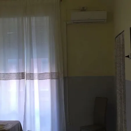 Addu Titina ナポリ