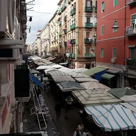 Addu Titina * Naples