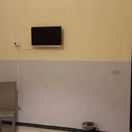בית הארחה Addu Titina